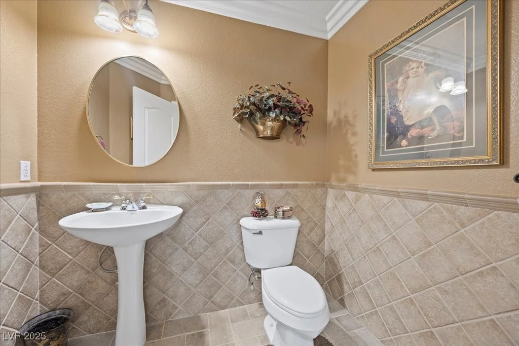 302 Hollywood, Las Vegas, NV 89110