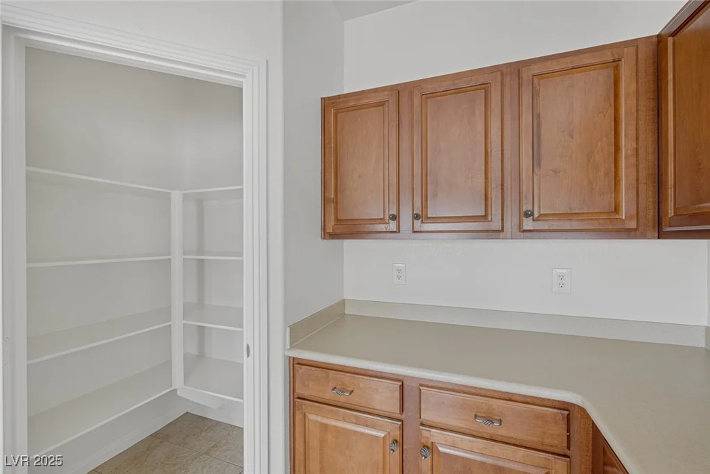 8493 Gardena Hills, Las Vegas, NV 89178