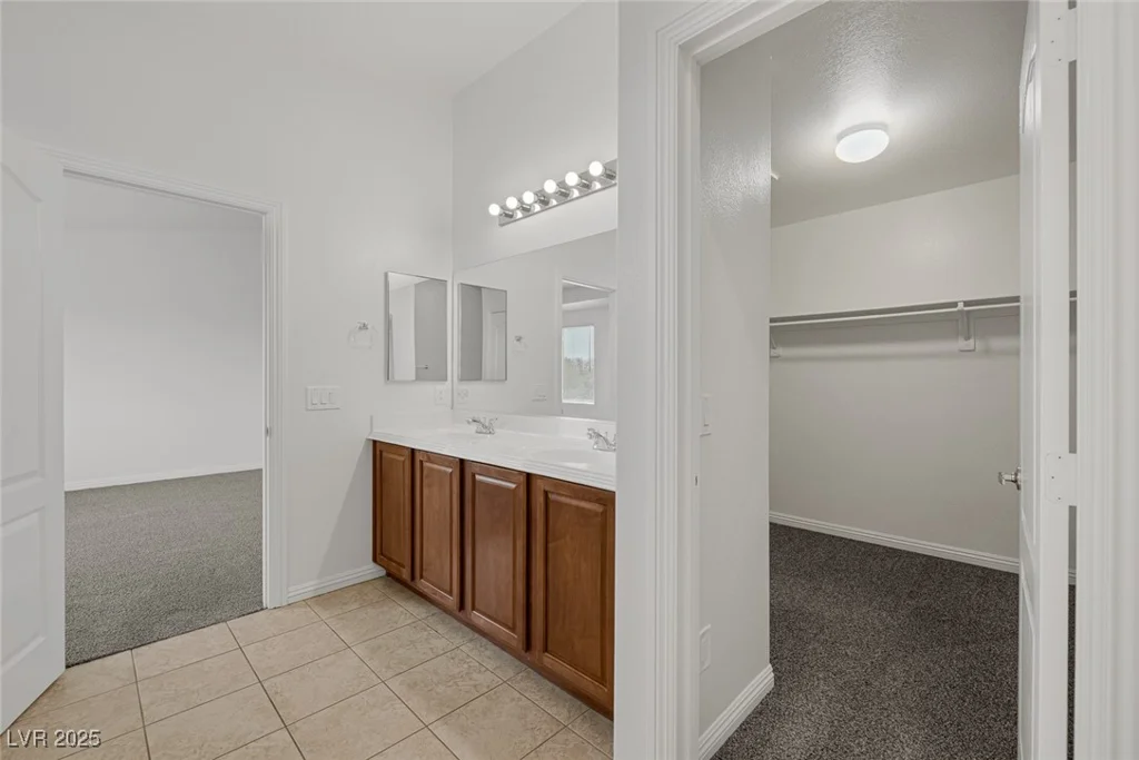8493 Gardena Hills, Las Vegas, NV 89178