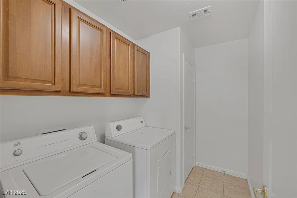 8493 Gardena Hills, Las Vegas, NV 89178