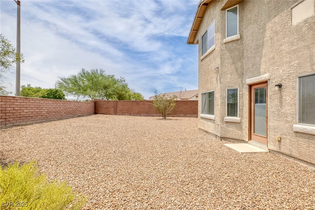 8493 Gardena Hills, Las Vegas, NV 89178