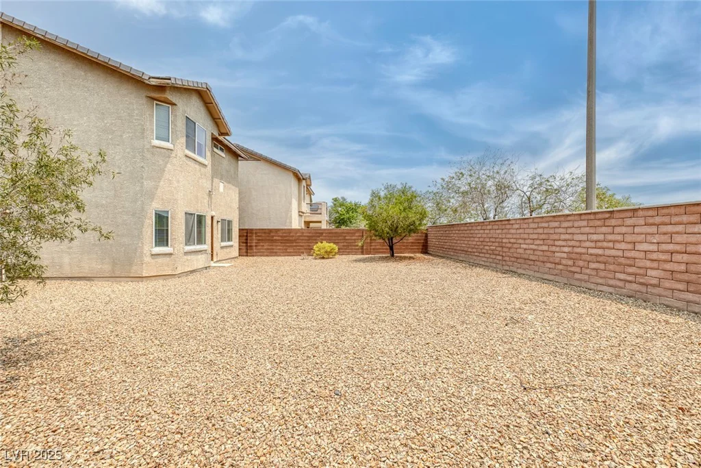 8493 Gardena Hills, Las Vegas, NV 89178