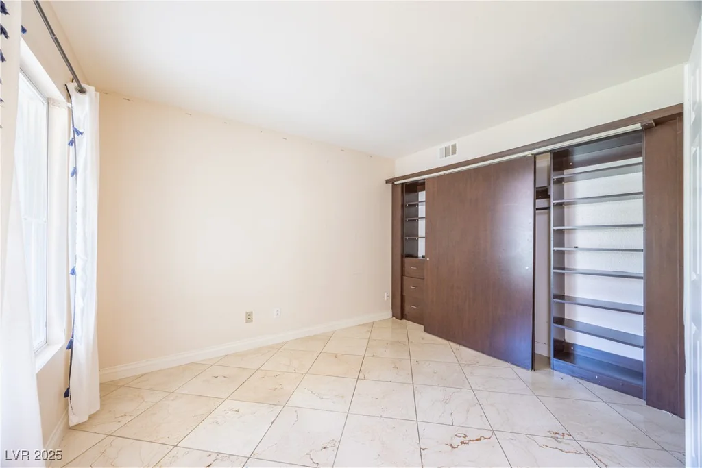 1115 Deer Horn, North Las Vegas, NV 89031