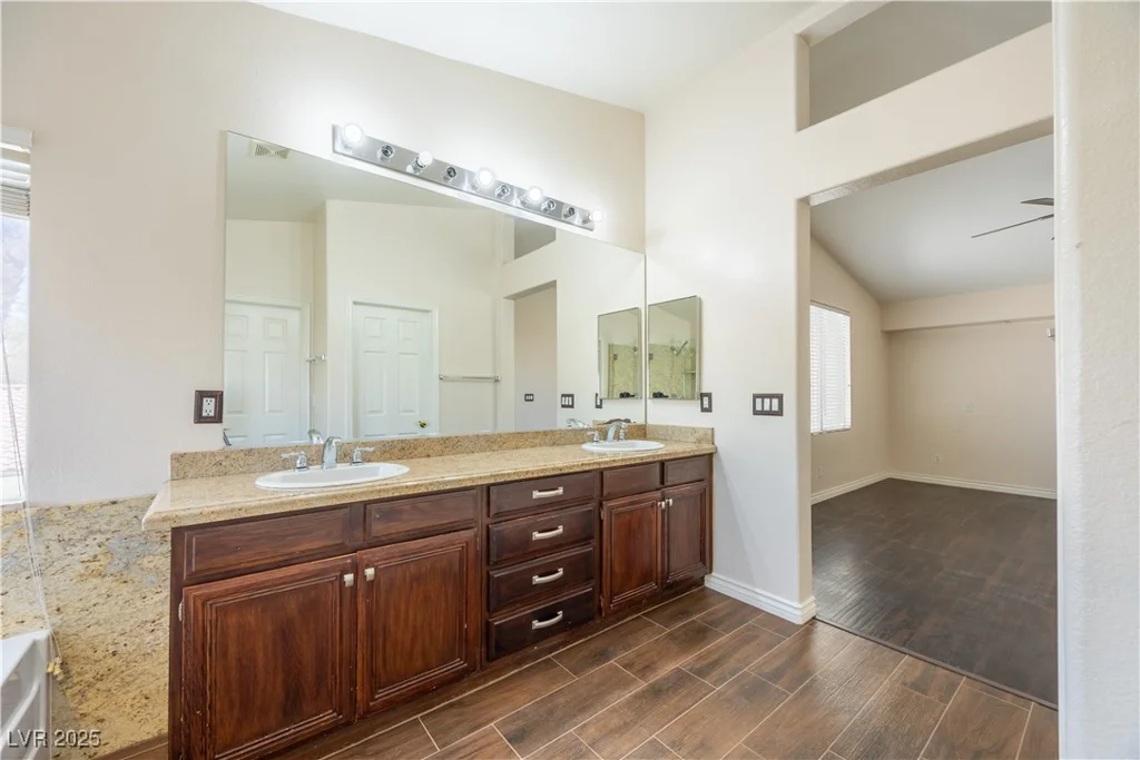 1115 Deer Horn, North Las Vegas, NV 89031