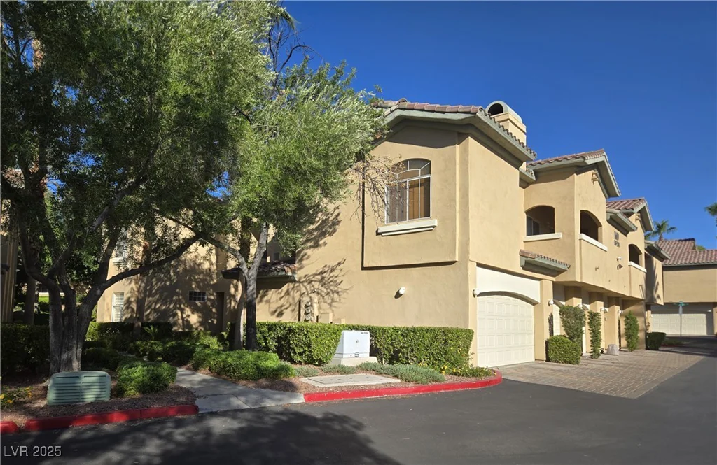 1609 Hills Of Red, Las Vegas, NV 89128
