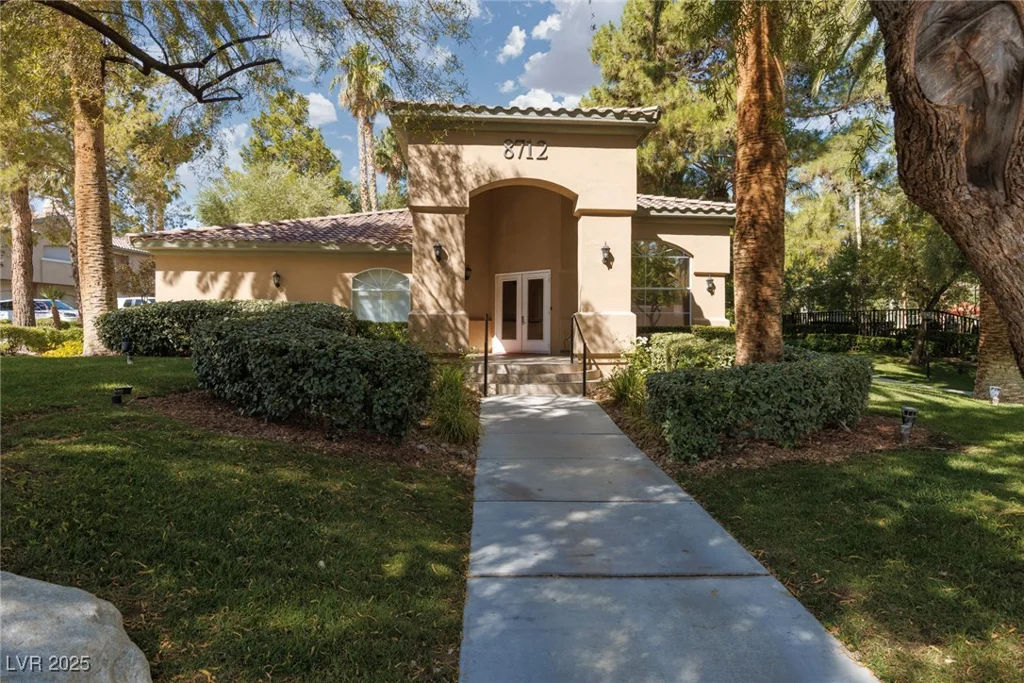 1609 Hills Of Red, Las Vegas, NV 89128