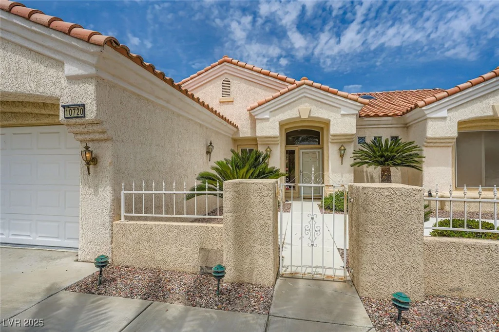 10720 Back Plains, Las Vegas, NV 89134