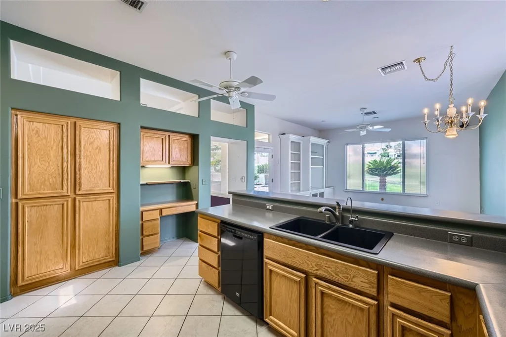 10720 Back Plains, Las Vegas, NV 89134