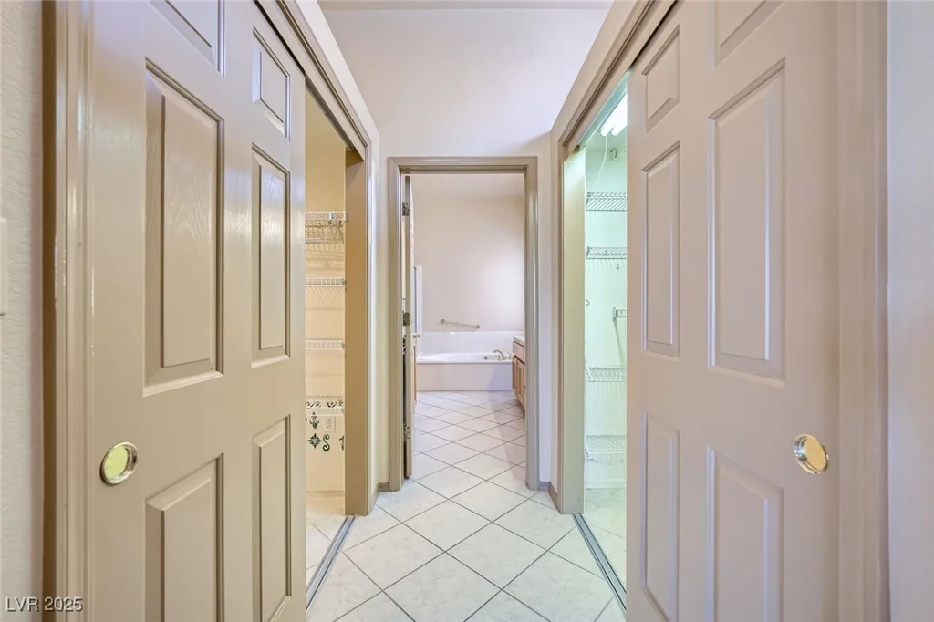 10720 Back Plains, Las Vegas, NV 89134