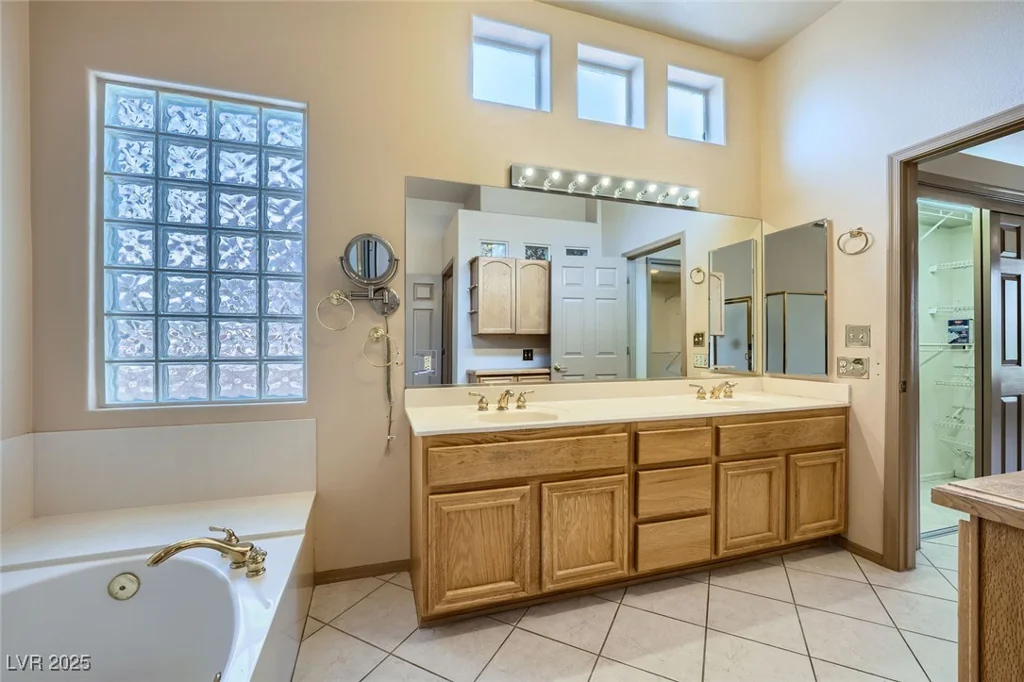 10720 Back Plains, Las Vegas, NV 89134