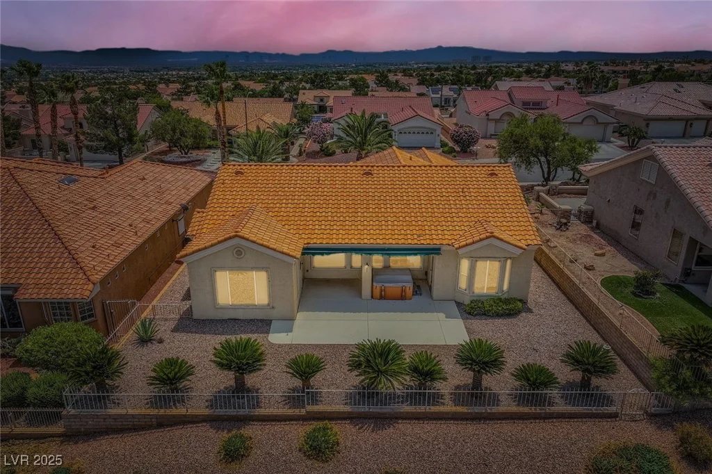 10720 Back Plains, Las Vegas, NV 89134