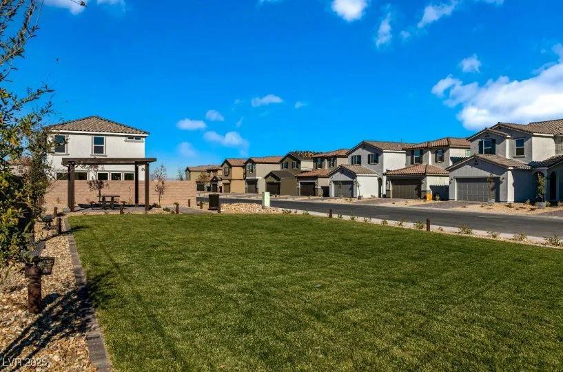 9613 Hinson, Las Vegas, NV 89139