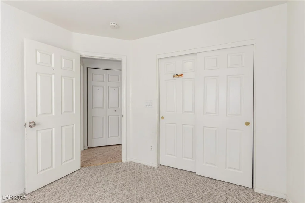 6489 Coldwater Bay, Las Vegas, NV 89122