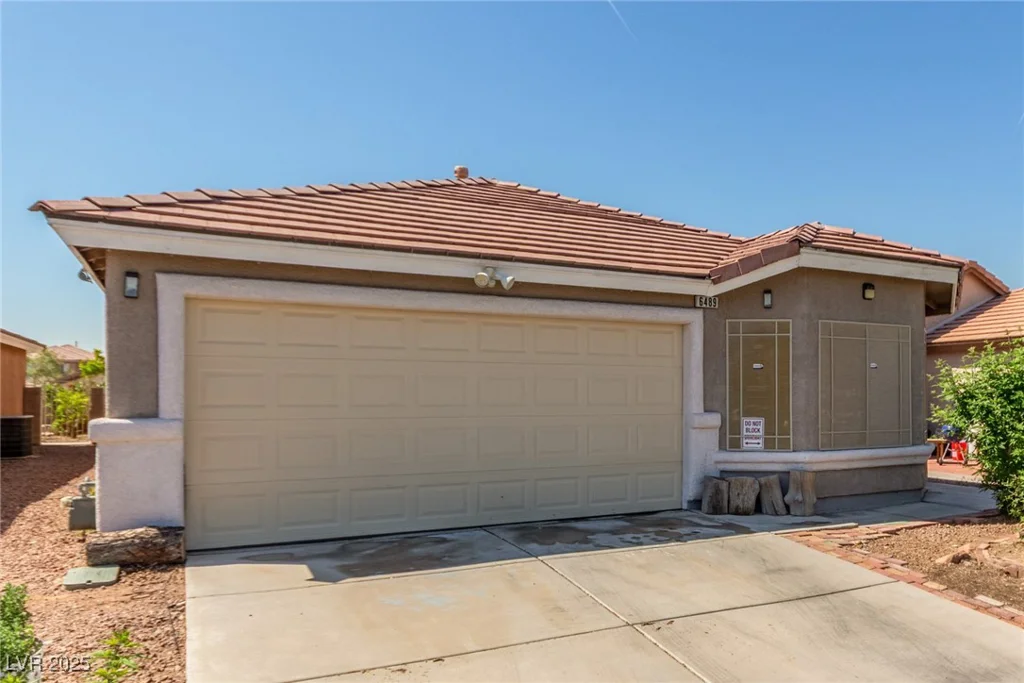 6489 Coldwater Bay, Las Vegas, NV 89122
