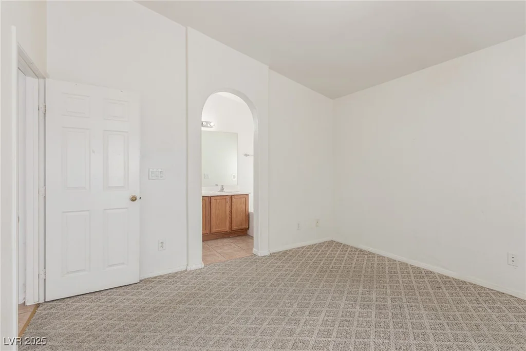 6489 Coldwater Bay, Las Vegas, NV 89122