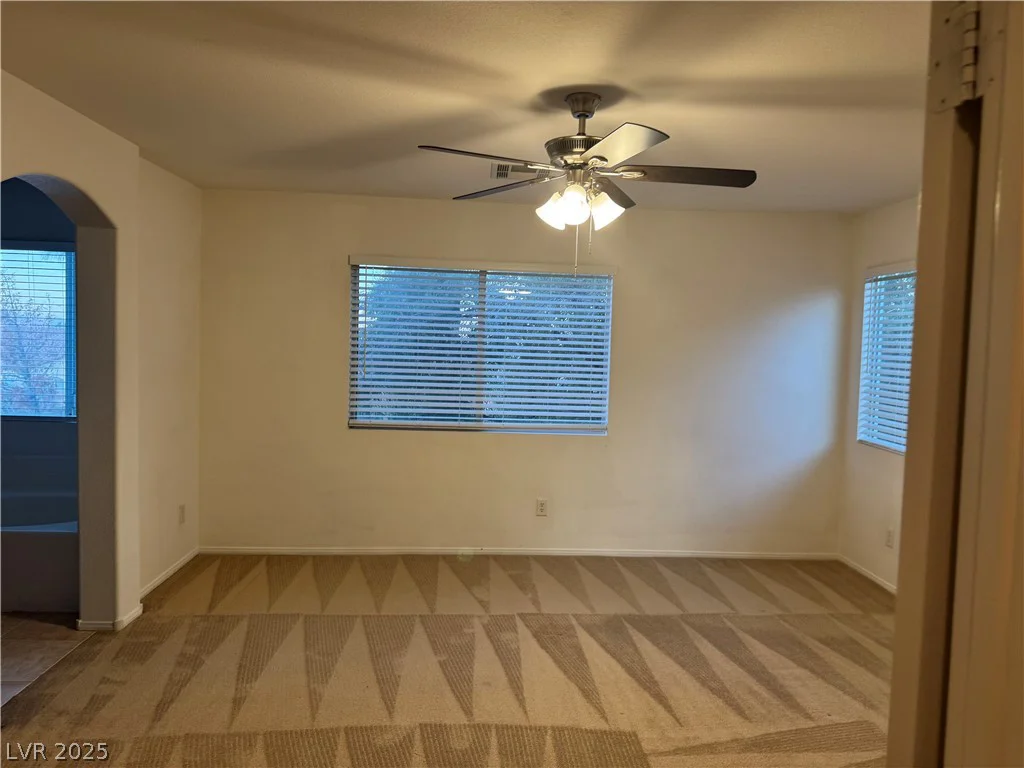 7956 Mohican Canyon, Las Vegas, NV 89113