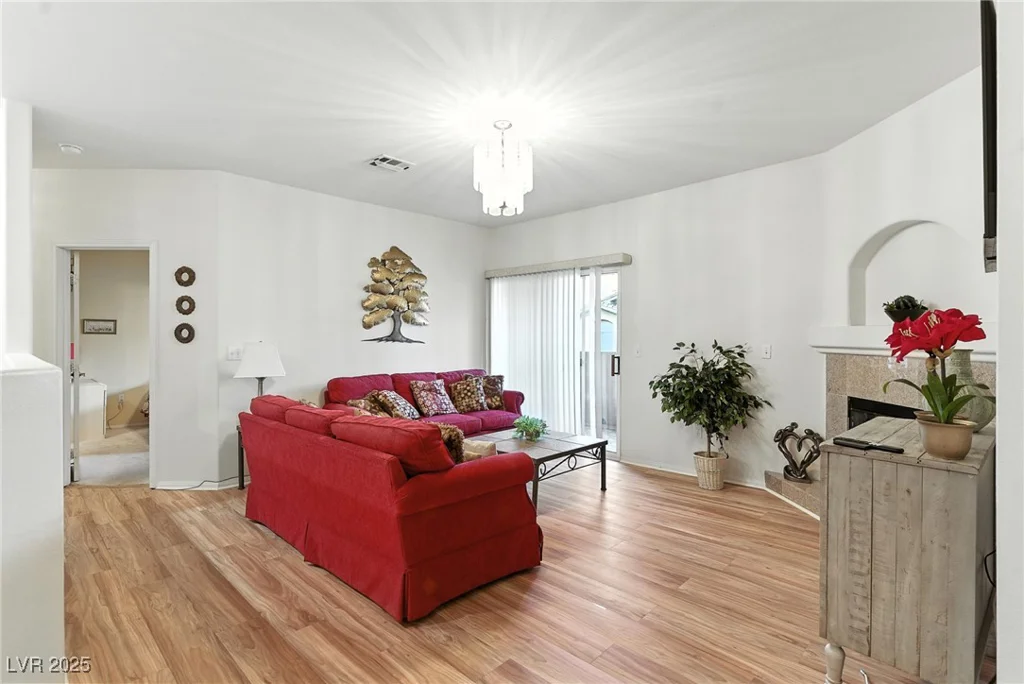 1713 Sky Of Red, Las Vegas, NV 89128