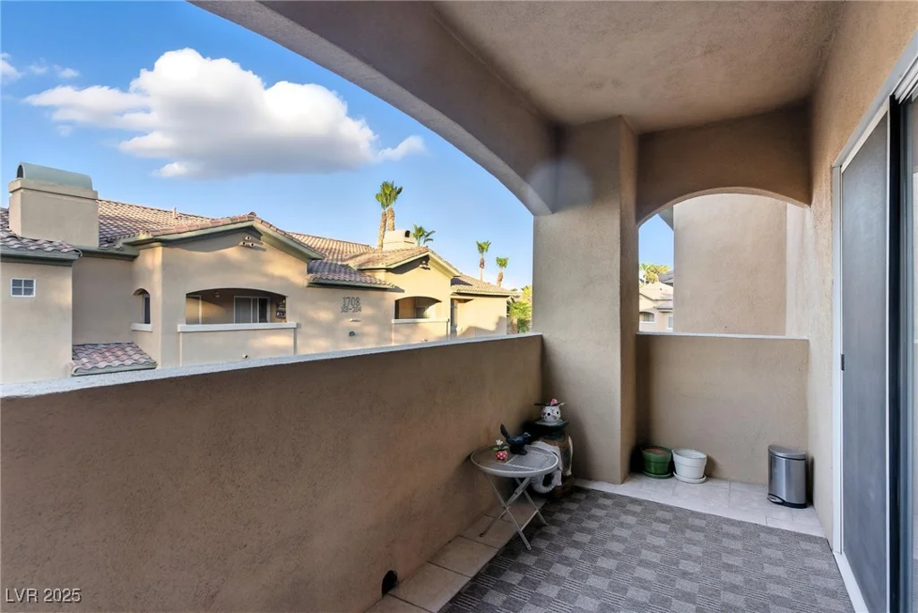 1713 Sky Of Red, Las Vegas, NV 89128