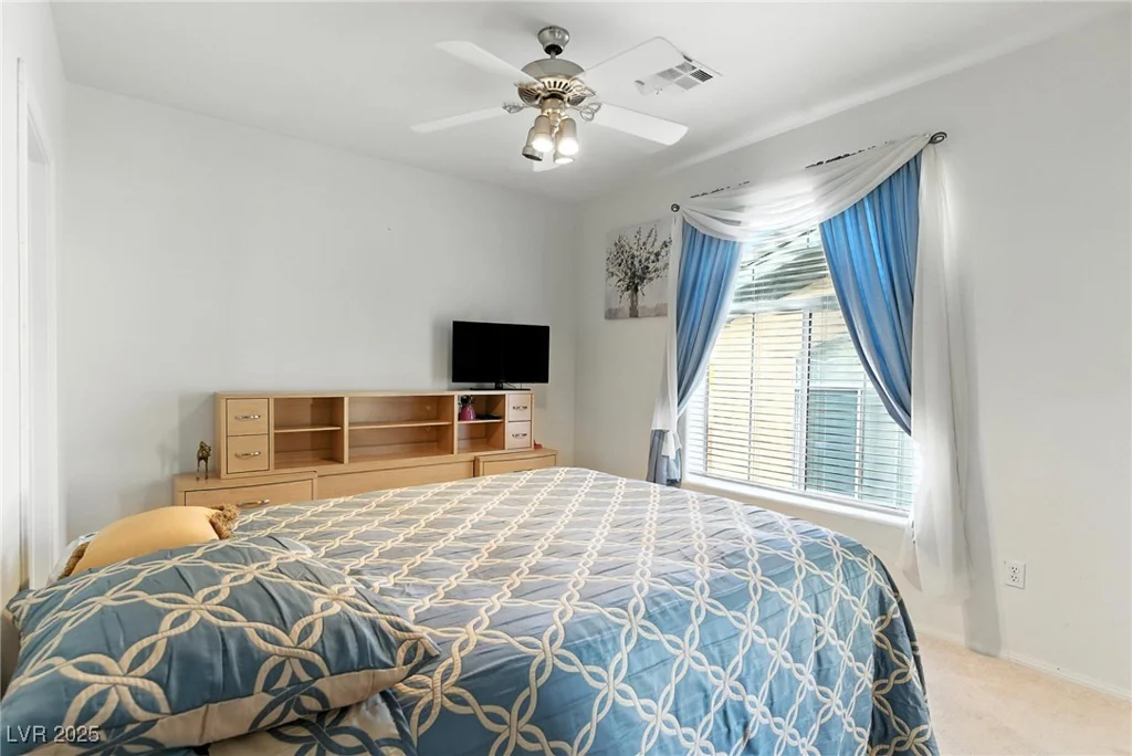 1713 Sky Of Red, Las Vegas, NV 89128