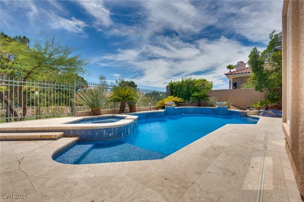1604 Wincanton, Las Vegas, NV 89134