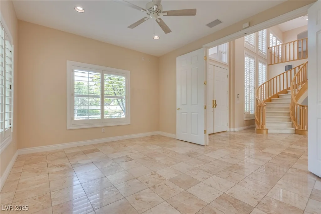 1604 Wincanton, Las Vegas, NV 89134