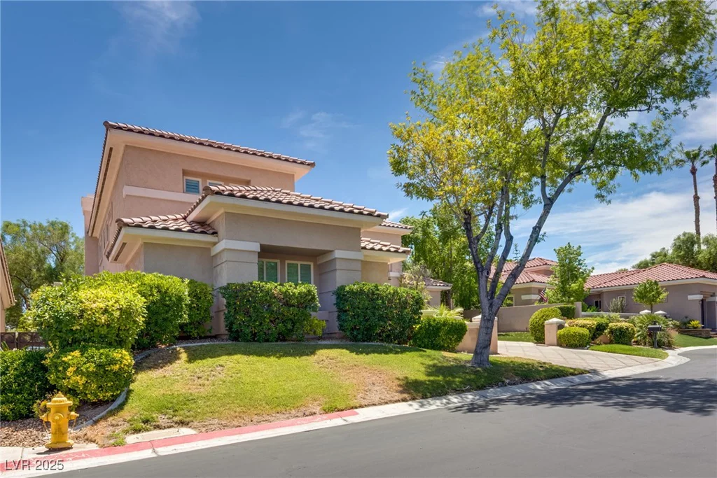 1604 Wincanton, Las Vegas, NV 89134