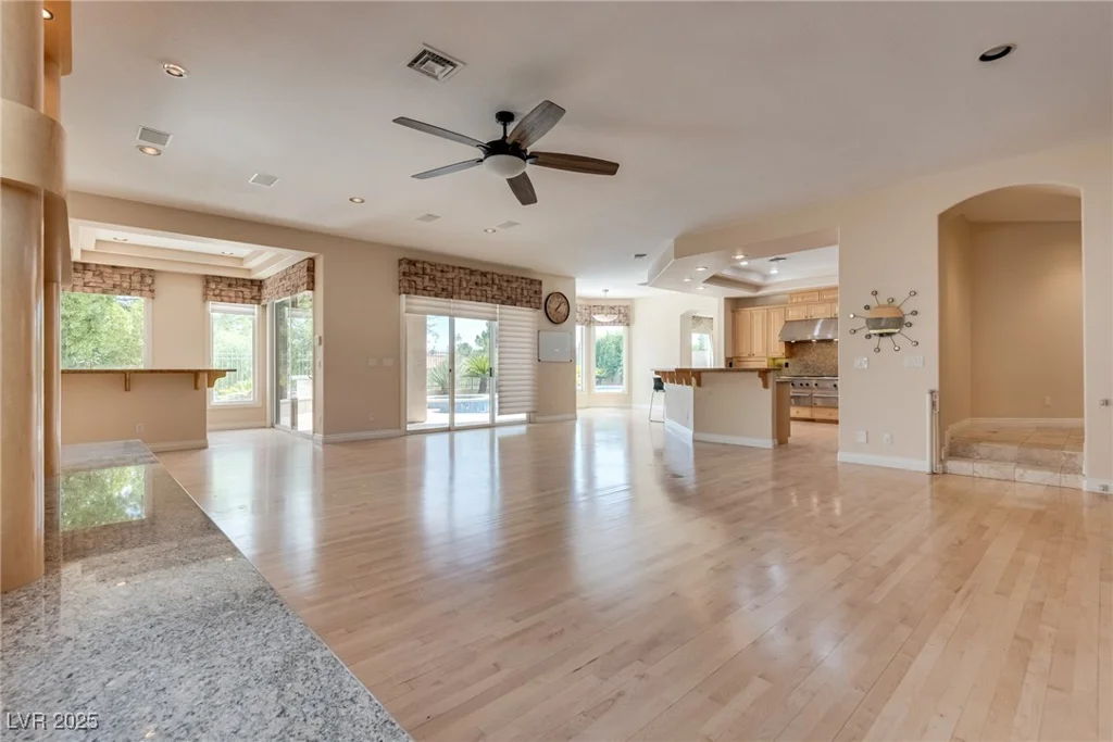 1604 Wincanton, Las Vegas, NV 89134