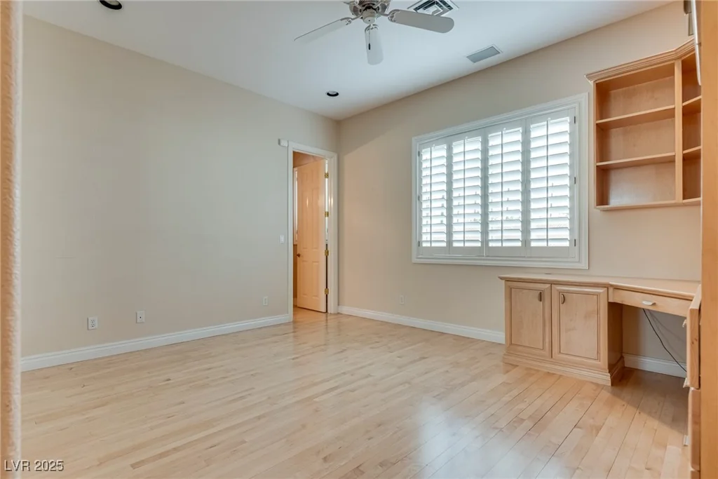 1604 Wincanton, Las Vegas, NV 89134