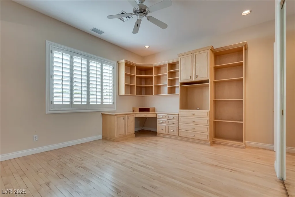 1604 Wincanton, Las Vegas, NV 89134