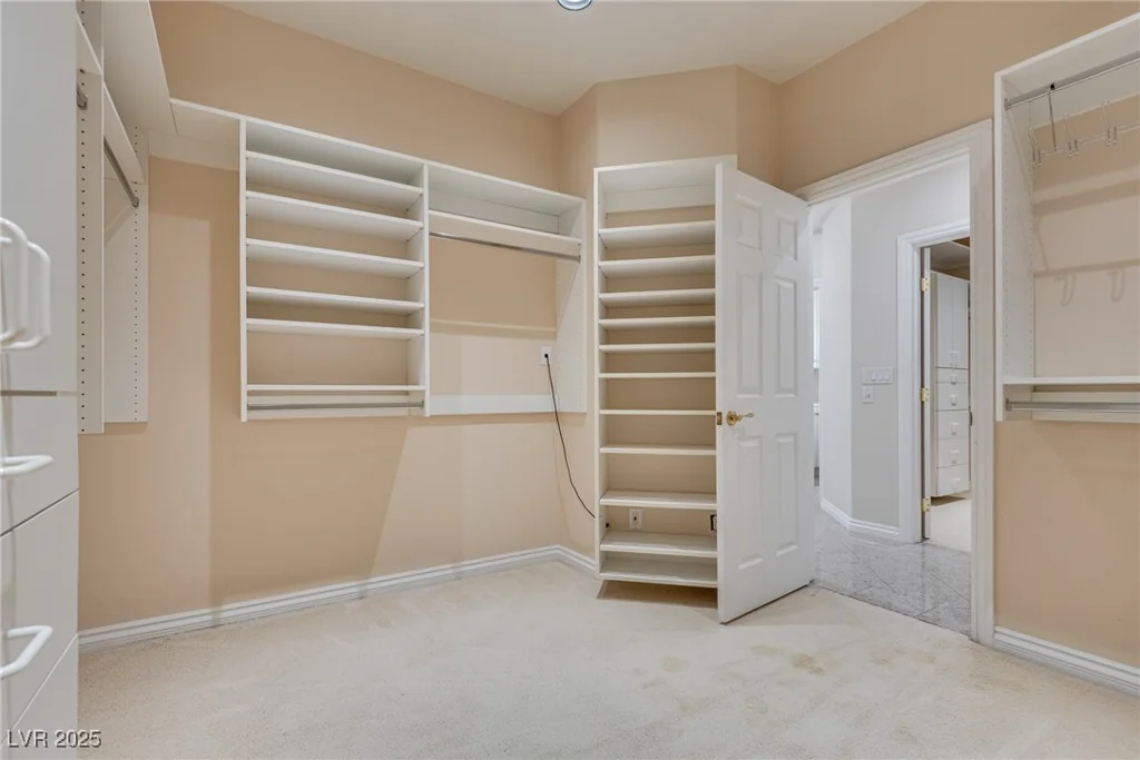 1604 Wincanton, Las Vegas, NV 89134