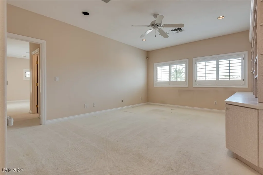 1604 Wincanton, Las Vegas, NV 89134