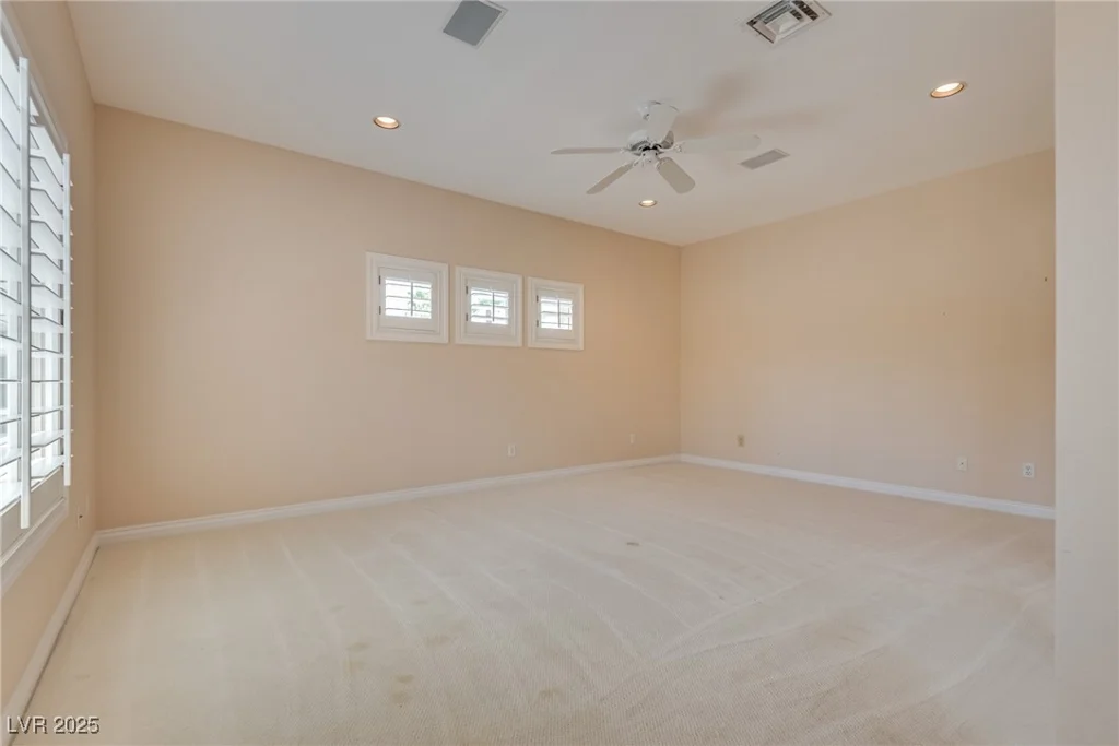 1604 Wincanton, Las Vegas, NV 89134