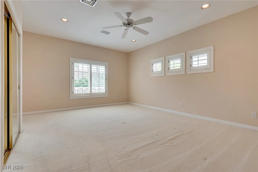 1604 Wincanton, Las Vegas, NV 89134