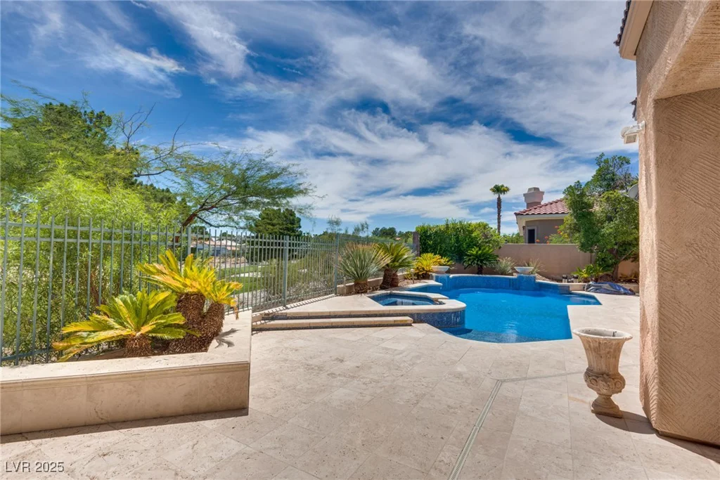 1604 Wincanton, Las Vegas, NV 89134