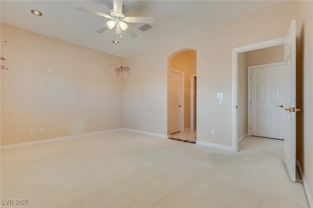 1604 Wincanton, Las Vegas, NV 89134
