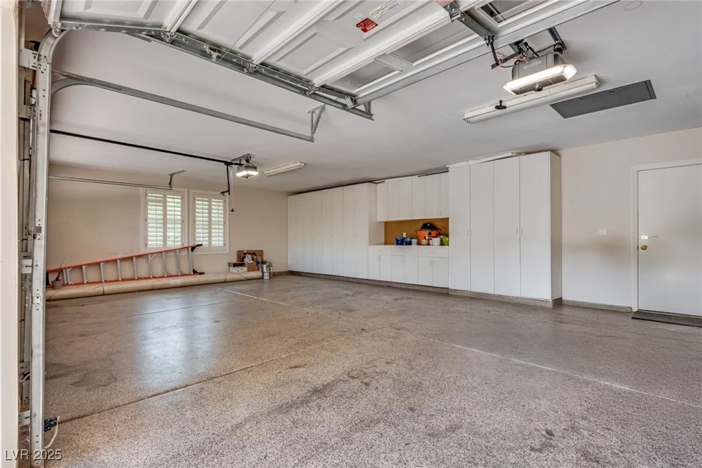 1604 Wincanton, Las Vegas, NV 89134