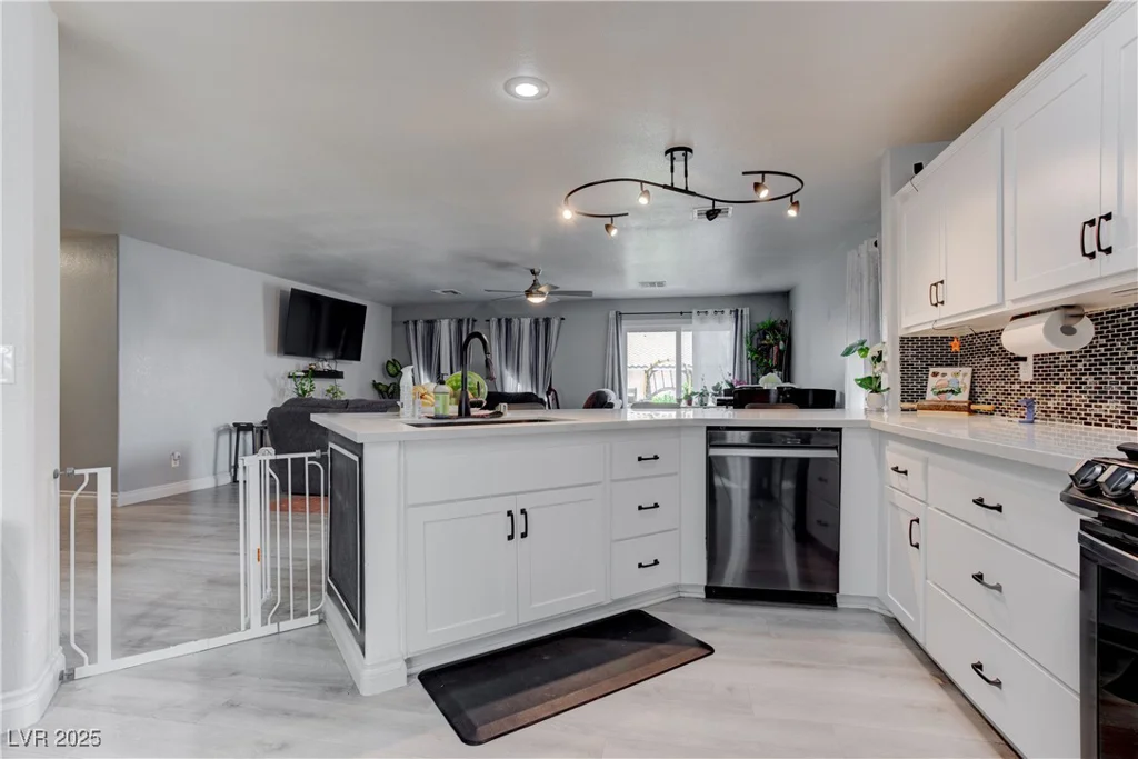 441 Groft, Henderson, NV 89015