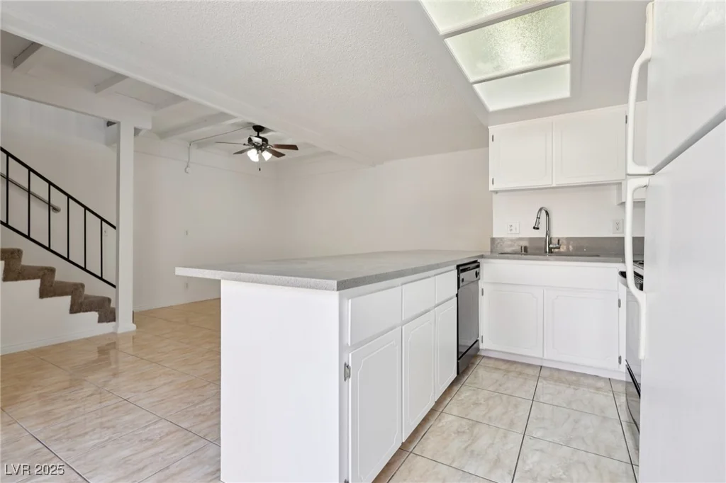 659 Pepper Tree, Henderson, NV 89014