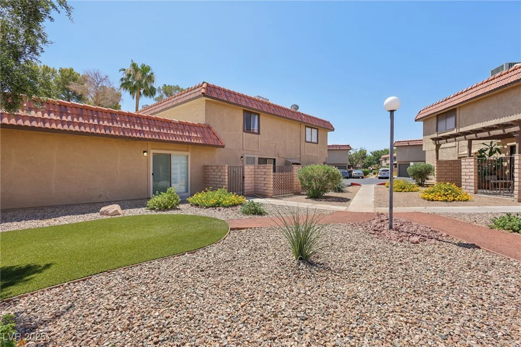 659 Pepper Tree, Henderson, NV 89014