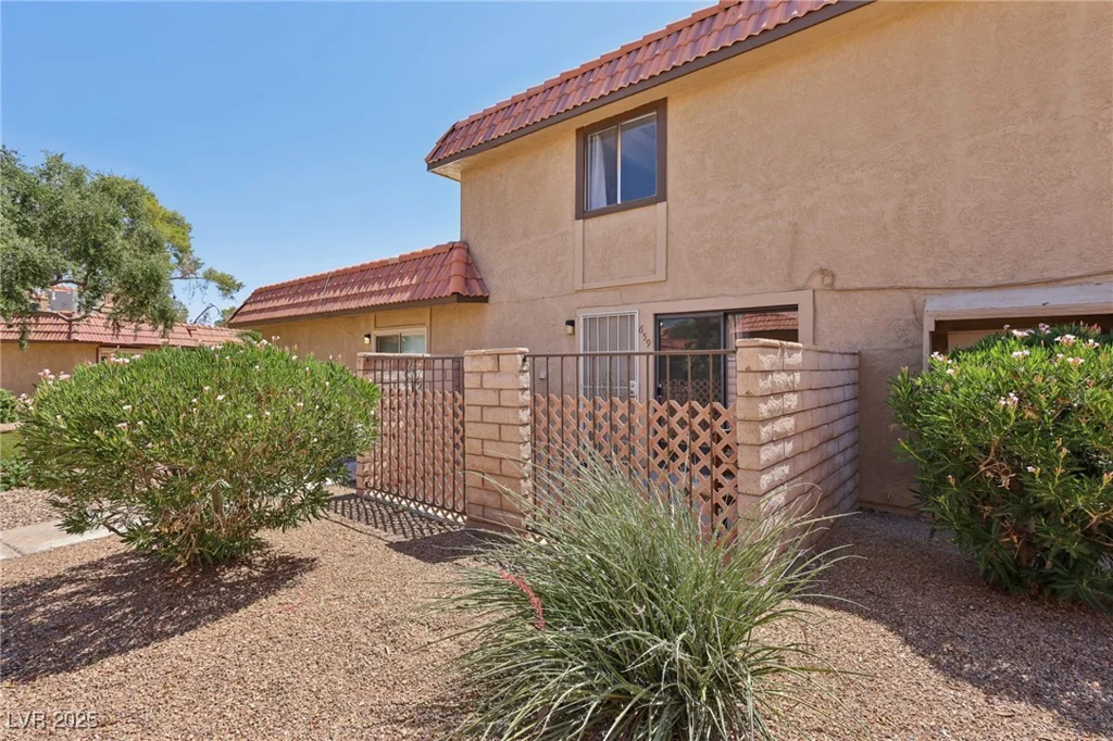 659 Pepper Tree, Henderson, NV 89014