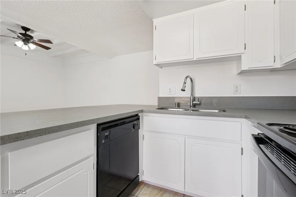 659 Pepper Tree, Henderson, NV 89014