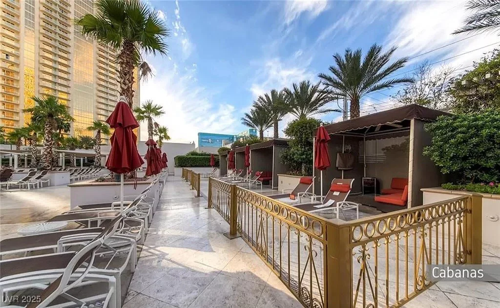 125 Harmon, Las Vegas, NV 89109