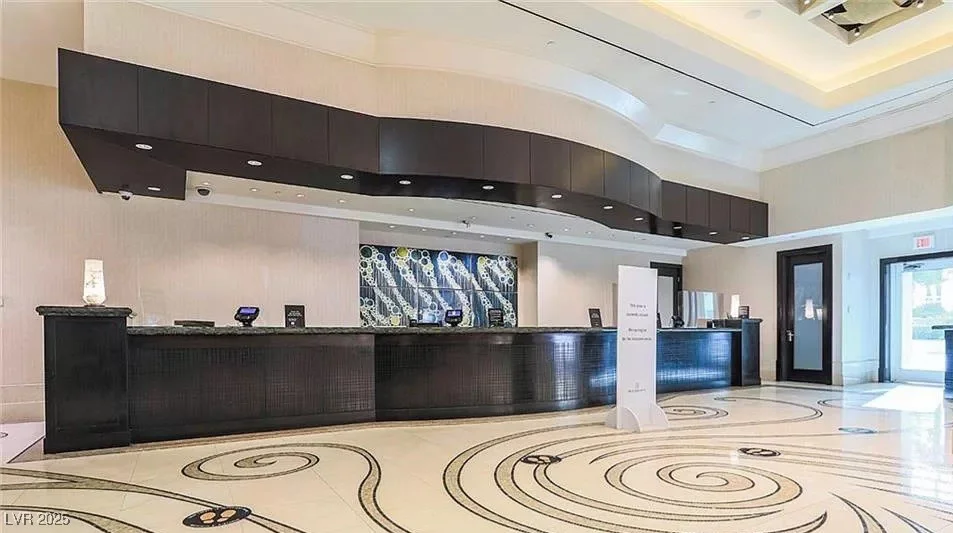 125 Harmon, Las Vegas, NV 89109