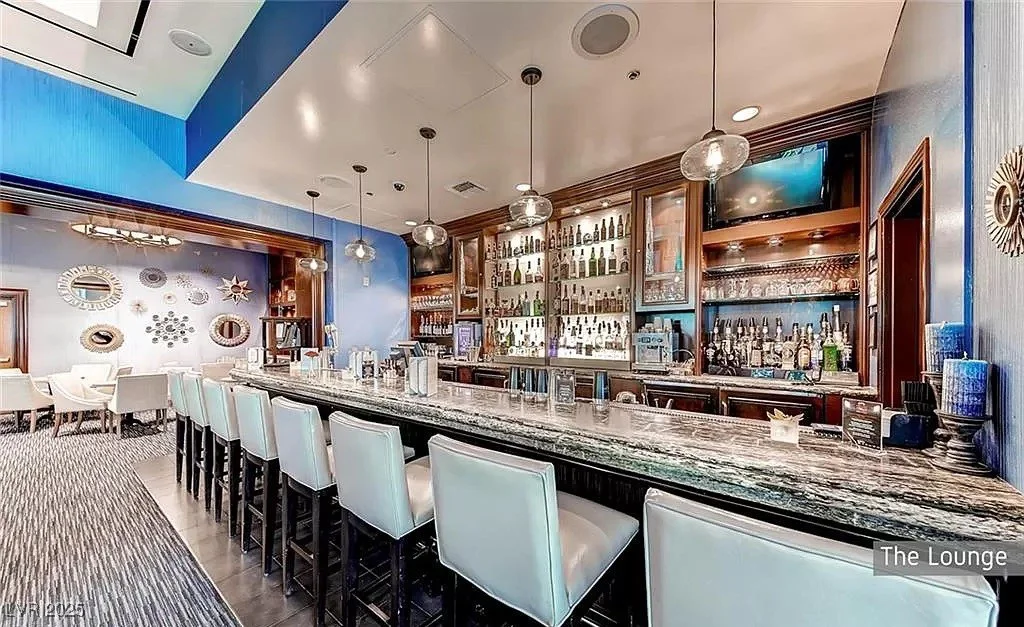 125 Harmon, Las Vegas, NV 89109