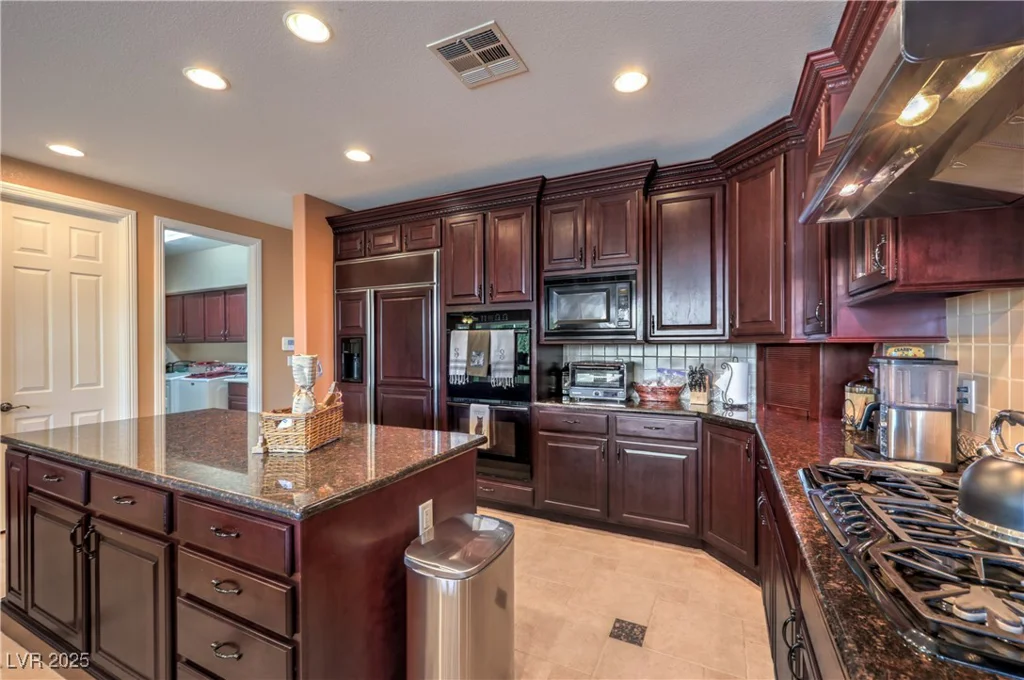 2982 Hammerwood, Las Vegas, NV 89135