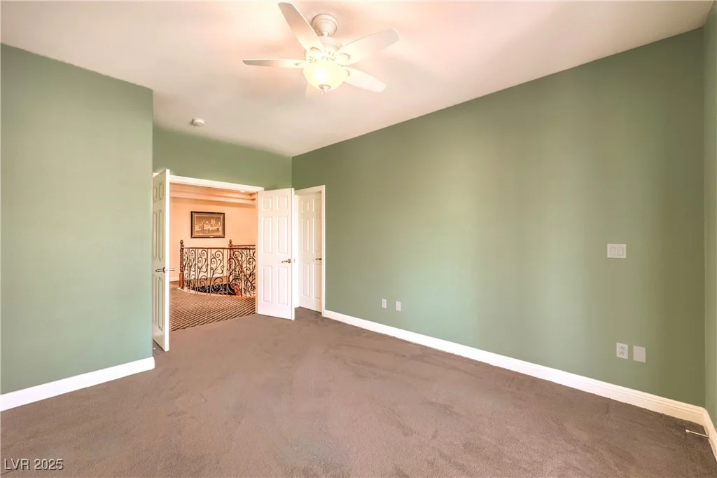 2982 Hammerwood, Las Vegas, NV 89135