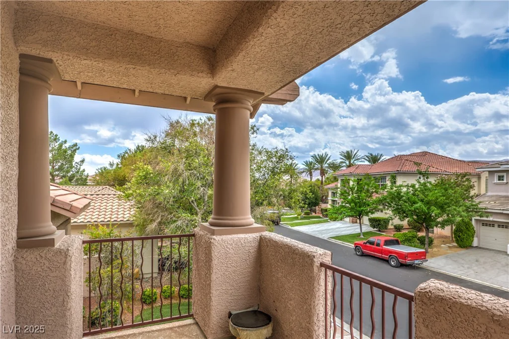 2982 Hammerwood, Las Vegas, NV 89135