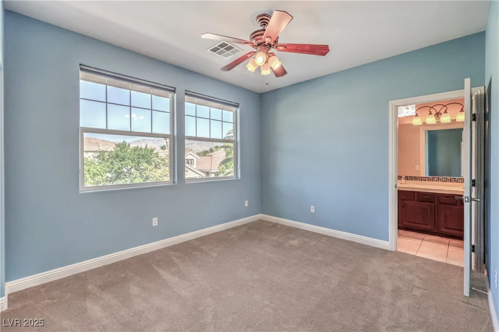 2982 Hammerwood, Las Vegas, NV 89135