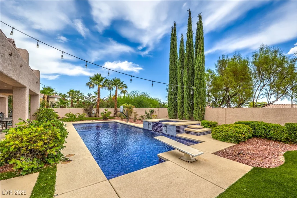 2982 Hammerwood, Las Vegas, NV 89135