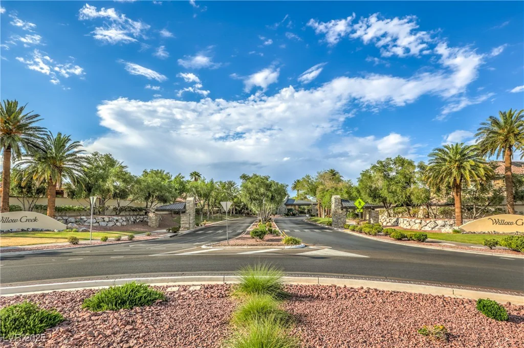2982 Hammerwood, Las Vegas, NV 89135